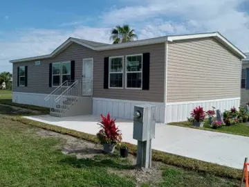 Detached House with xxxx sqft, x Bedrooms, x Bathroom