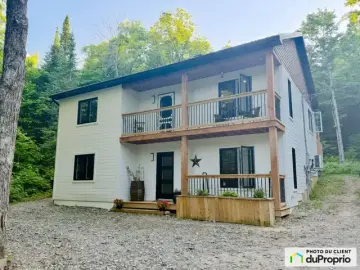 Detached House with x Bedrooms, x Bathrooms