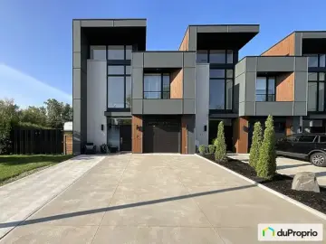 Semi Detached with x Bedrooms, x Bathrooms