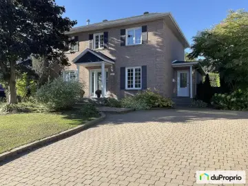 Cottage with x Bedrooms, x Bathrooms