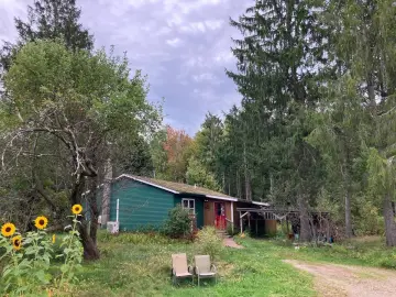 Land with x Bedrooms, x Bathroom