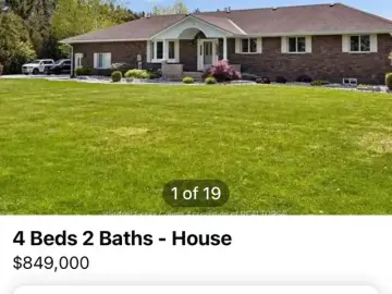 Detached House with x Bedrooms, x Bathrooms