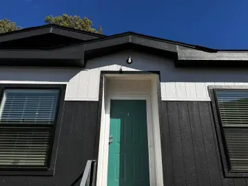 Semi Detached with x Bedrooms, x Bathrooms