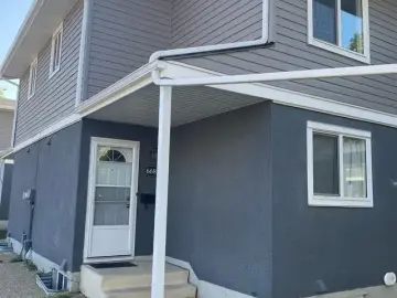 Condominium with x Bedrooms, x Bathroom