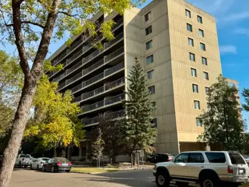 Condominium with xxx sqft, x Bedroom, x Bathroom