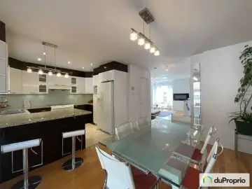 Land with x Bedrooms, x Bathrooms