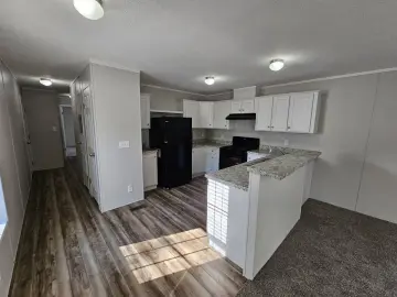 Detached House with xxx sqft, x Bedrooms, x Bathroom