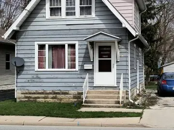 Detached House with xxxx sqft, x Bedrooms, x Bathroom