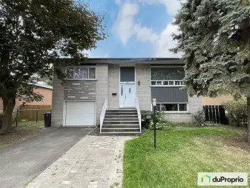 Detached House with x Bedrooms, x Bathrooms