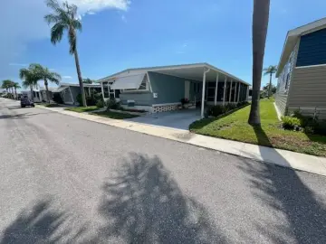Detached House with xxx sqft, x Bedrooms, x Bathroom