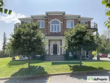 Multi Family with x Bedrooms, x Bathroom