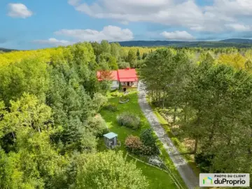 Cottage with x Bedrooms, x Bathrooms