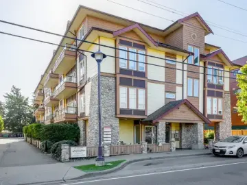 Condominium with xxx sqft, x Bedroom, x Bathroom