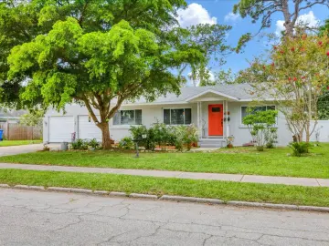 Detached House with **** sqft, * Bedrooms, * Bathroom