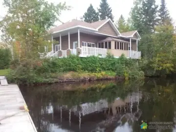 Detached House with * Bedrooms, * Bathrooms