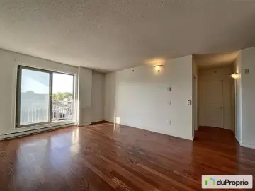 Condominium with x Bedrooms, x Bathroom