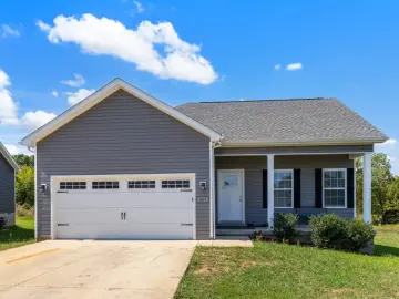 Detached House with x Bedrooms, x Bathrooms