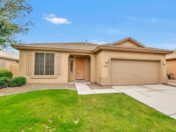 Detached House with xxxx sqft, x Bedrooms, x Bathroom