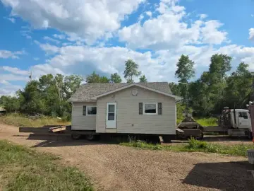 Detached House with x Bedrooms, x Bathroom