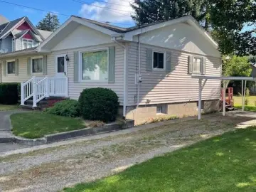 Detached House with xxxx sqft, x Bedrooms, x Bathroom