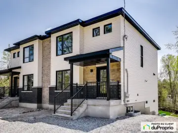 Semi Detached with x Bedrooms, x Bathroom
