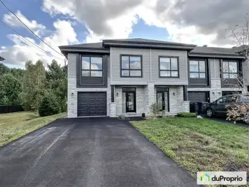 Semi Detached with * Bedrooms, * Bathroom