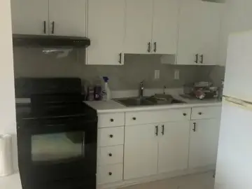 Detached House with x Bedroom, x Bathroom