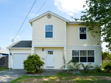 Detached House with xxxx sqft, x Bedrooms, xx Bathroo