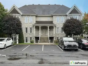 Condominium with x Bedrooms, x Bathroom