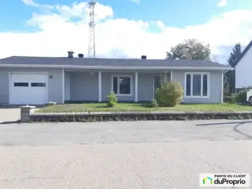 Detached House with * Bedrooms, * Bathroom