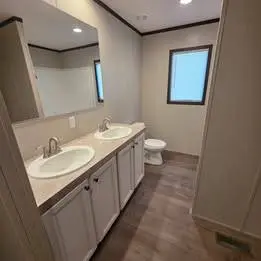 Detached House with x Bedrooms, x Bathrooms