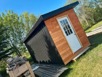 Detached House with xxx sqft, x Bedrooms, x Bathroom
