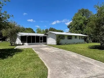 Detached House with **** sqft, * Bedrooms, * Bathroom
