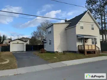 Detached House with * Bedrooms, * Bathroom