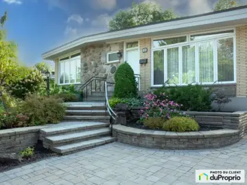 Detached House with * Bedrooms, * Bathrooms