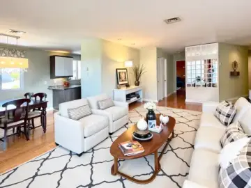 Condominium with xxxx sqft, x Bedrooms, x Bathroom