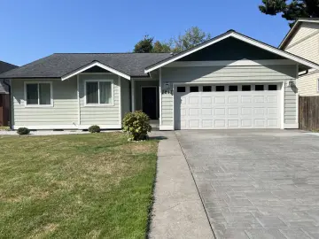 Detached House with xxxx sqft, x Bedrooms, x Bathroom