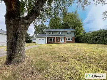 Detached House with x Bedrooms, x Bathroom