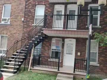 Multi Family with x Bedrooms, x Bathroom