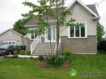 Cottage with x Bedrooms, x Bathrooms