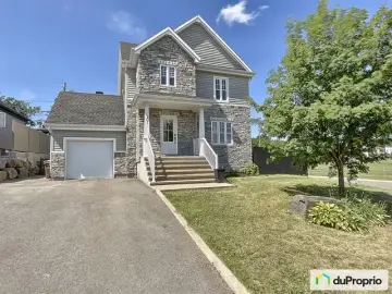 Detached House with * Bedrooms, * Bathroom