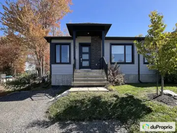 Semi Detached with * Bedrooms, * Bathrooms