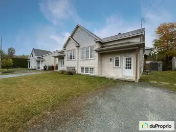 Semi Detached with x Bedroom, x Bathroom