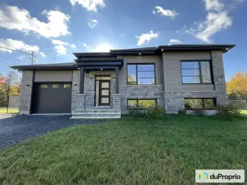 Detached House with * Bedrooms, * Bathrooms