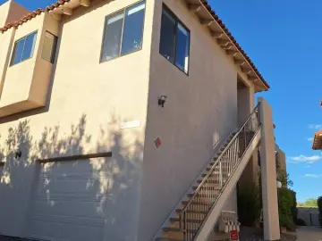 La Paloma Condominium w Gorgeous City, Golf Course, &