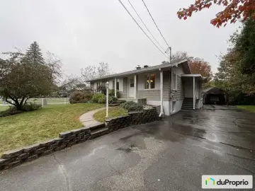 Detached House with x Bedrooms, x Bathroom