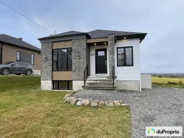 Detached House with * Bedrooms, * Bathrooms