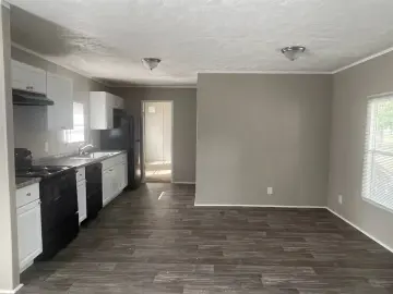 Multi Family with xxxx sqft, x Bedrooms, x Bathrooms