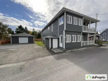 Multi Family with x Bedrooms, x Bathrooms
