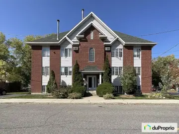 Multi Family with 2 Bedrooms, 1 Bathroom